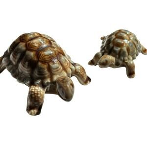 Vintage Wade Porcelain Turtle Pair Brown Glaze England 1960s Figurines